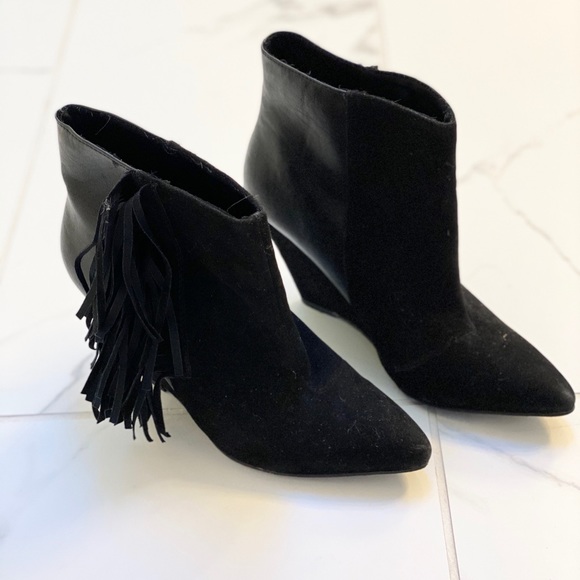 Qupid Fringe Wedge Bootie Faux Suede Size 8.5 - Picture 3 of 10